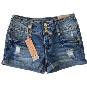 NWT Amethyst High-Rise Distressed Shorts  Size 1